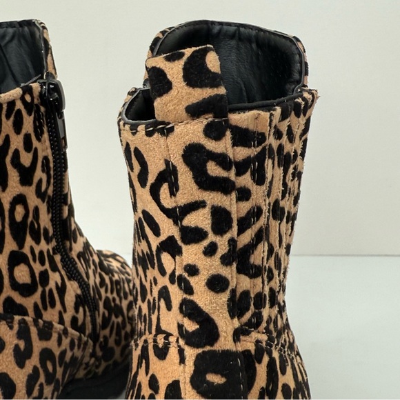 Qupid Leopard Print Ankle Boots • Size 6 • chunky Block Lug Heel • EUC - Picture 16 of 16
